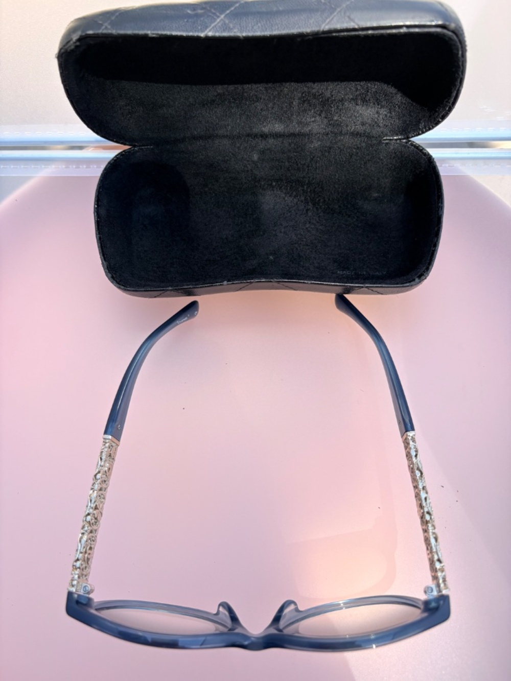 Chanel • Bijou collection butterfly sunglasses • Blue Frame Sunglasses - Picture 3 of 16